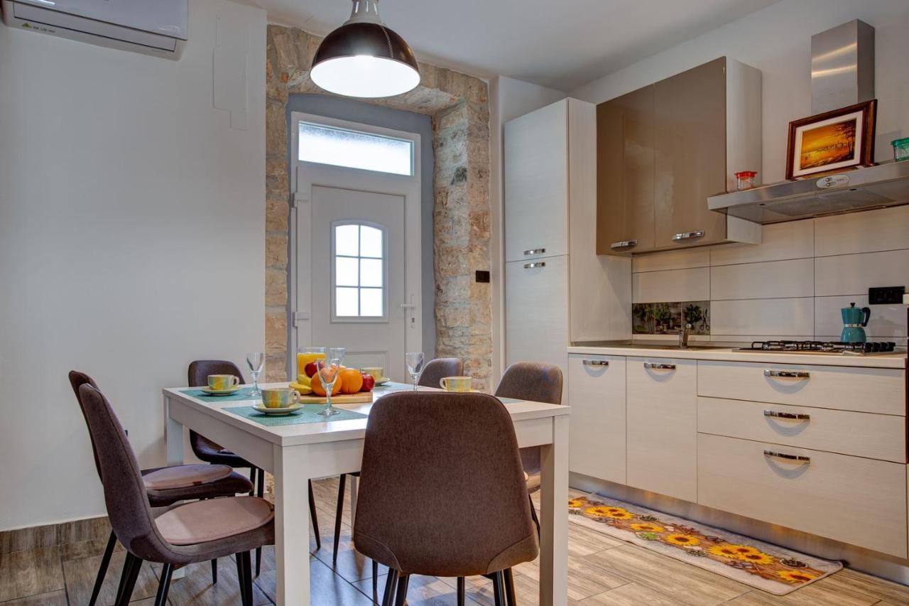 Apartment Laura With Terrace Vodnjan Buitenkant foto
